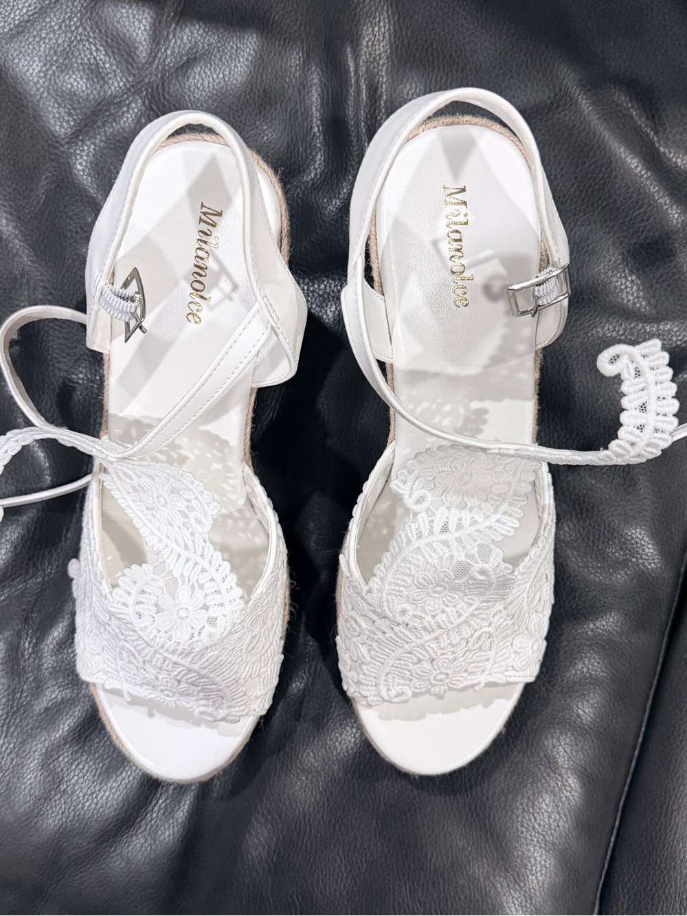 NWOT MiLanolce White Floral Lace Platform Wedge Espadrille Sandals - Size 11